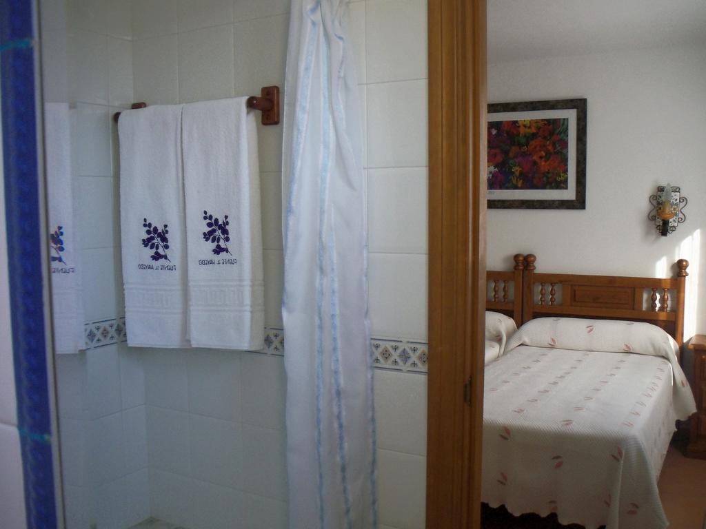 Fuente el Hayedo Hotel San Vicente De La Barquera Habitación foto